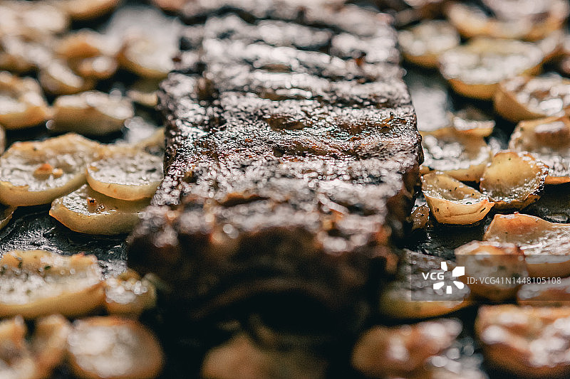 美味的烤猪排图片素材