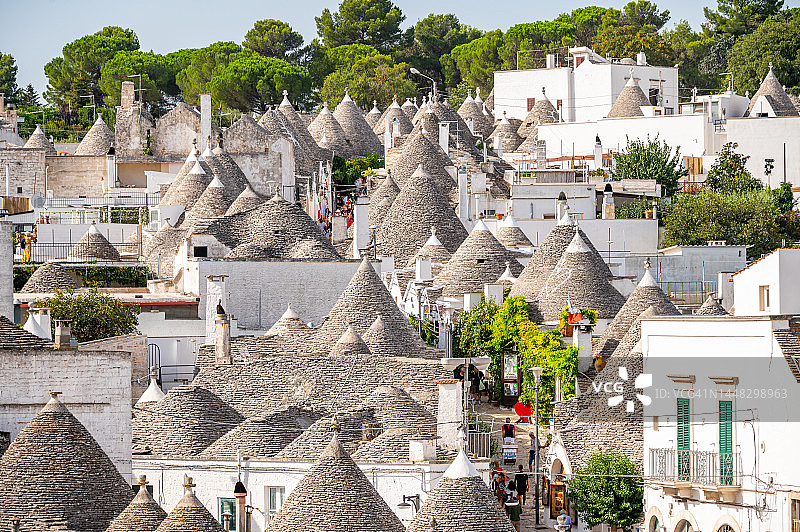 意大利普利亚区阿尔贝罗贝洛城市风光图片素材