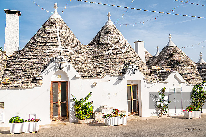 意大利阿普利亚地区阿尔贝罗贝洛的特鲁利房屋，联合国教科文组织遗址图片素材