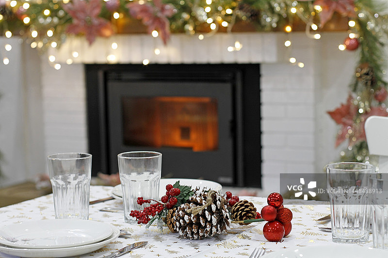圣诞餐桌细节图片素材