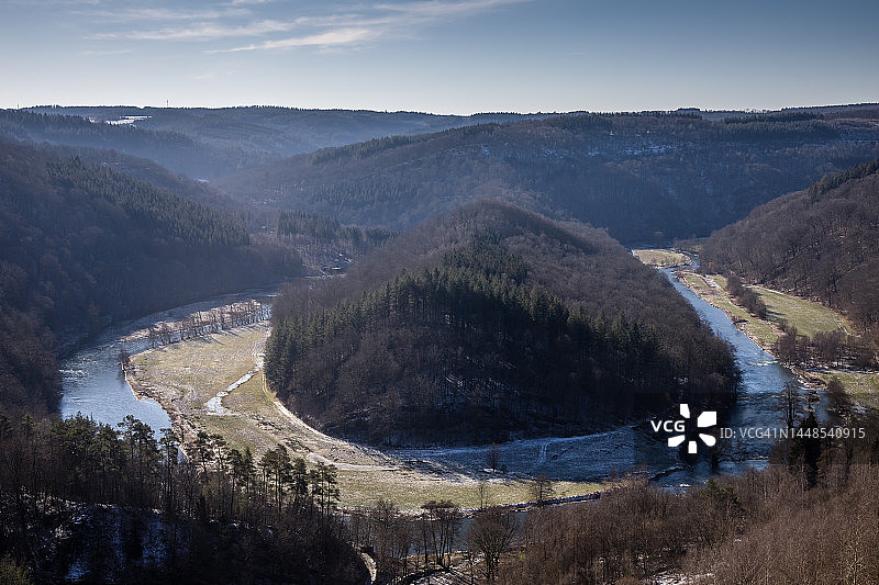 巨人之墓图片素材