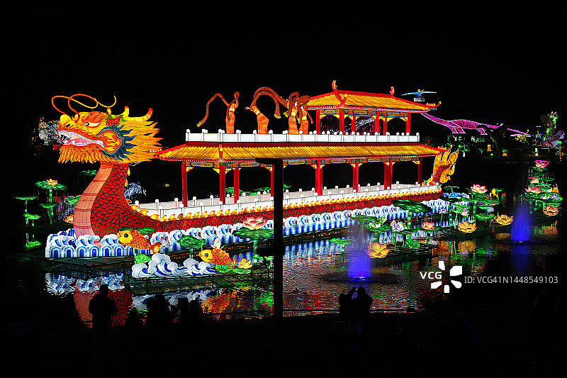 红色巨龙图片素材