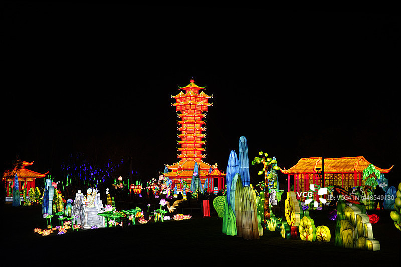 大型红色宝塔图片素材