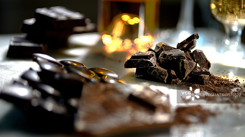 巧克力与葡萄酒图片素材