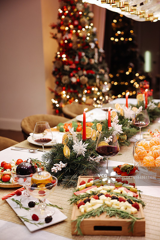 圣诞节节日餐桌图片素材