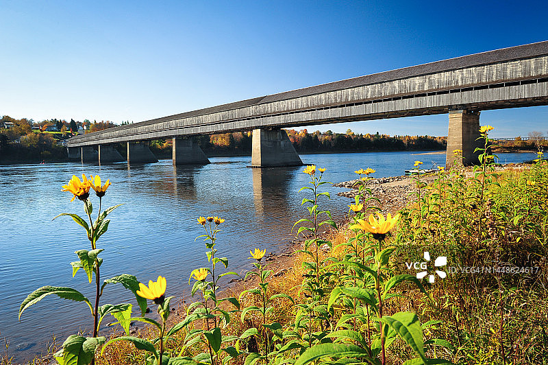 加拿大哈特兰廊桥：世界最长廊桥图片素材