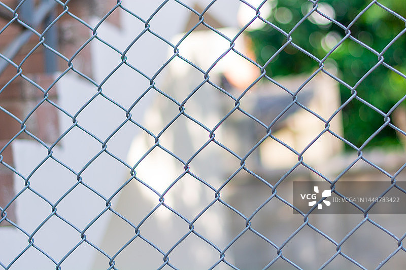 带背景的链条围栏图片素材