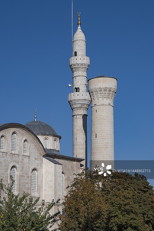 土耳其东安纳托利亚马拉蒂亚市中心的哈吉·优素福清真寺图片素材