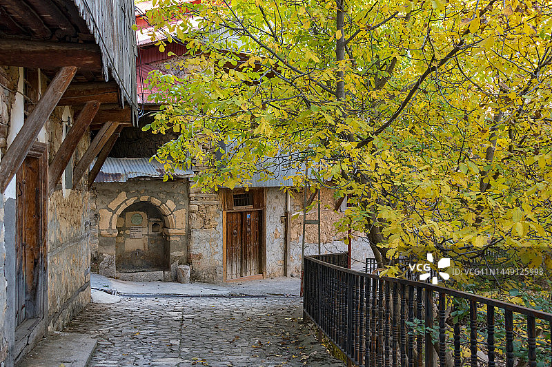 土耳其埃尔津詹省凯马利耶地区的锡拉科纳克村图片素材