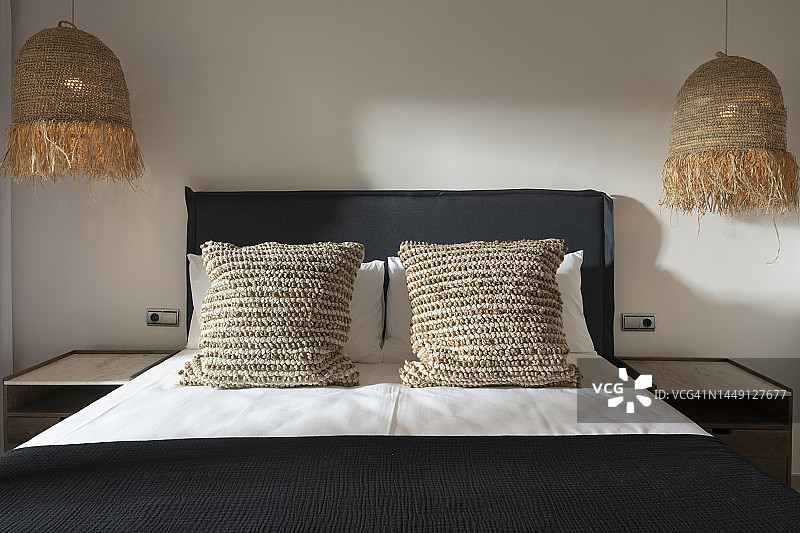 双人床图片素材