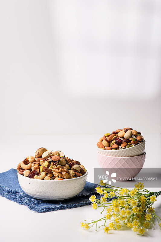 什锦果仁图片素材