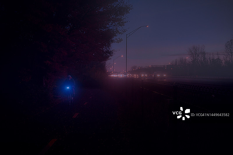 夜晚的安特里姆公园图片素材