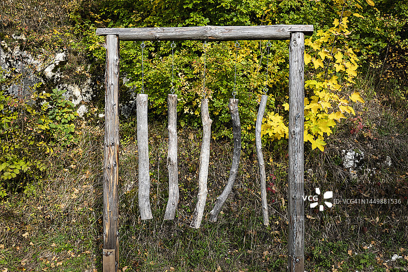 手工木制乐器图片素材