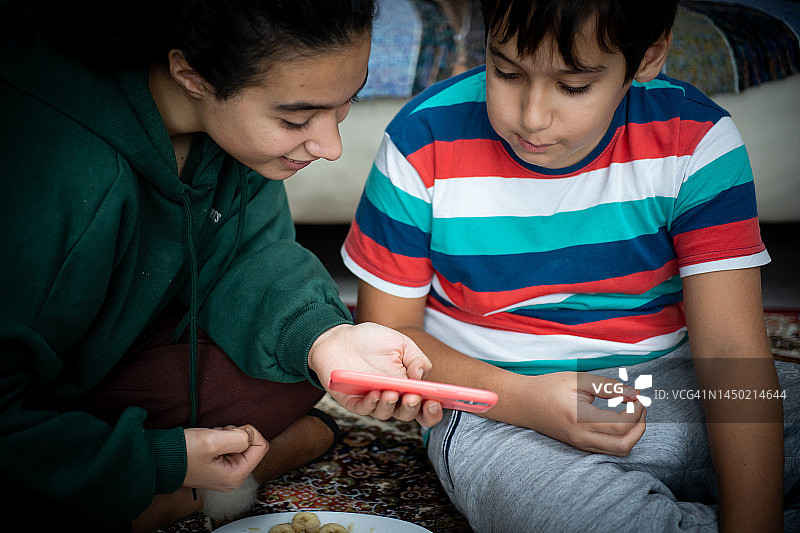 人们在家里图片素材