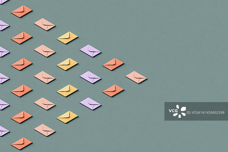 粉彩色信封在绿色背景上的3D渲染图片素材