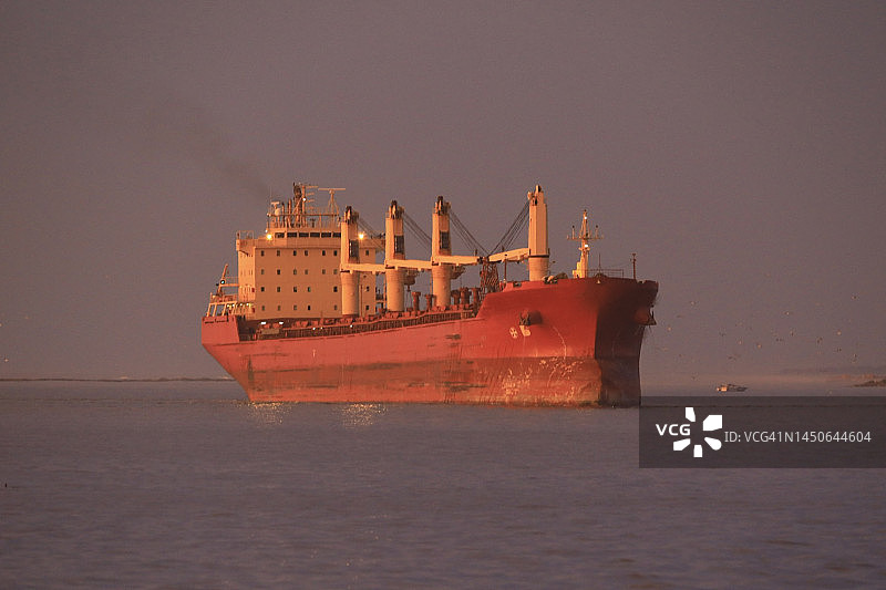 海上航运货船图片素材