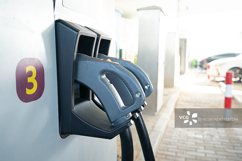 汽车充电站图片素材