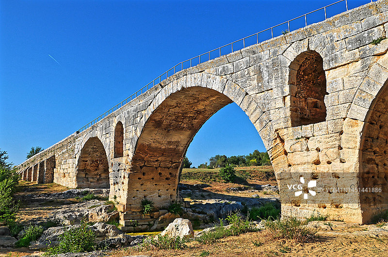 拉科斯特罗马桥图片素材