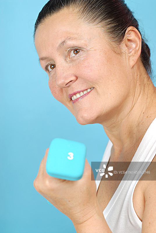 年长的女运动员图片素材