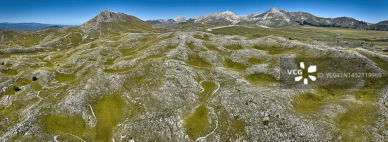 意大利阿布鲁佐国家公园的帝国田野图片素材