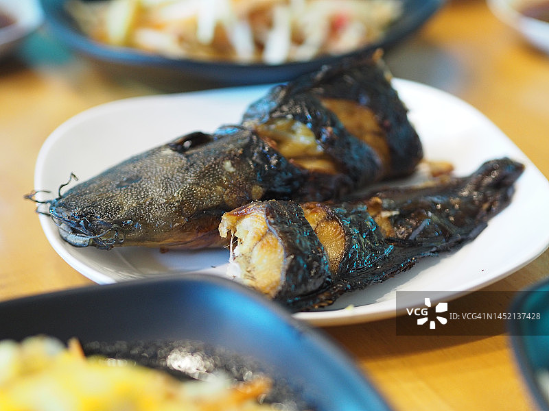 烤鲶鱼 泰国美食图片素材