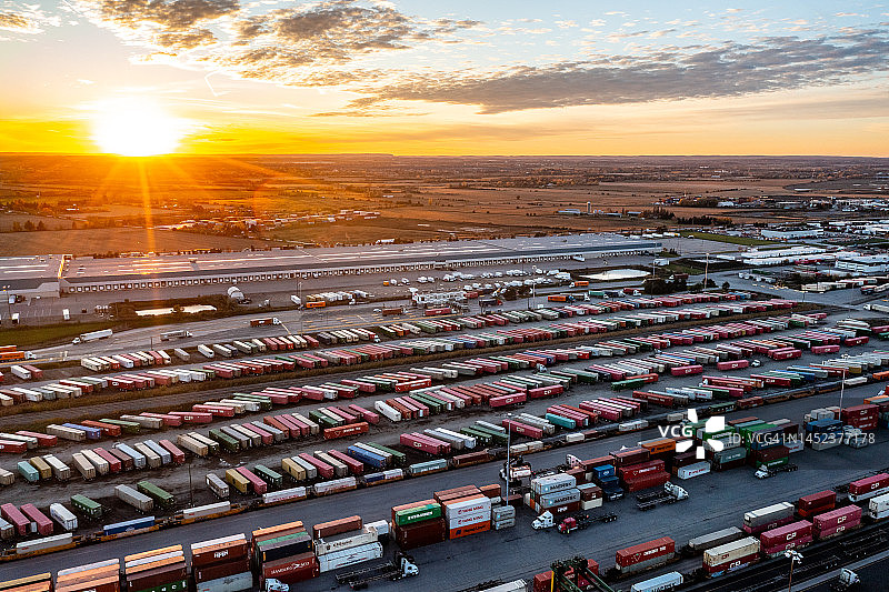 加拿大克莱因堡的加拿大太平洋铁路公司沃恩联运码头图片素材