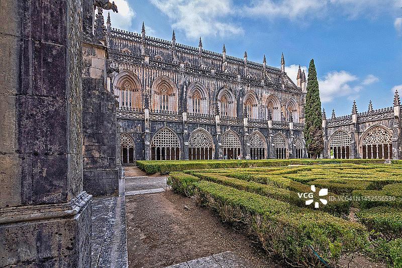 巴塔利亚修道院的主回廊图片素材