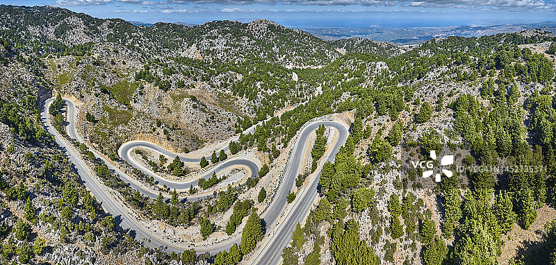 希腊克里特岛山区公路风光图片素材