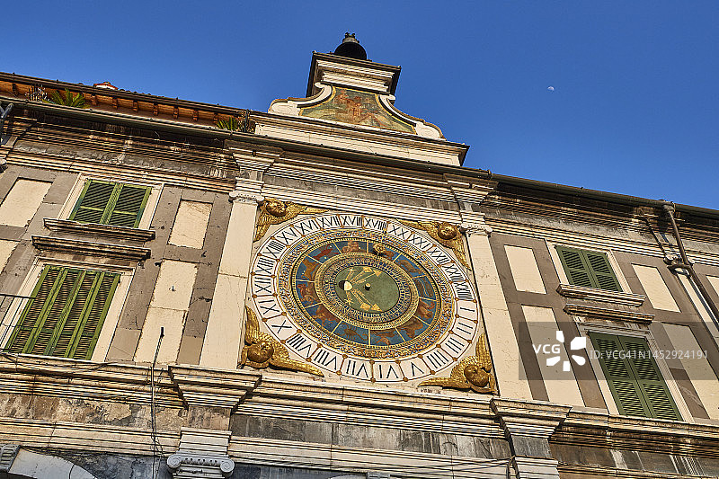 意大利布雷西亚，洛迦广场的时钟塔图片素材