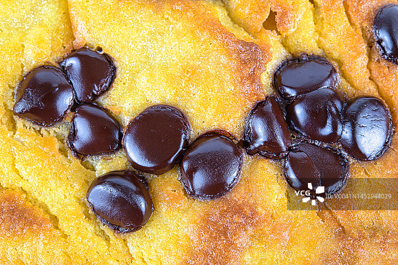 巧克力碎生酮磅蛋糕图片素材