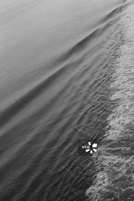 船的尾迹图片素材