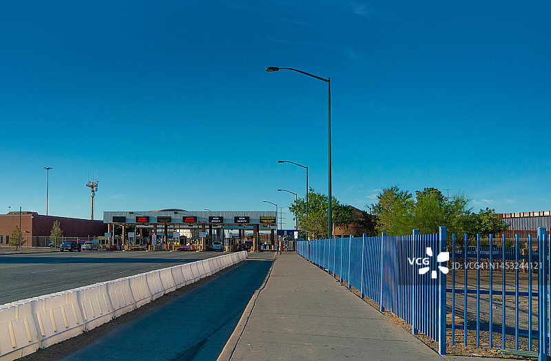 美国海关与边境保护局出入境口岸 - 美国-墨西哥图片素材