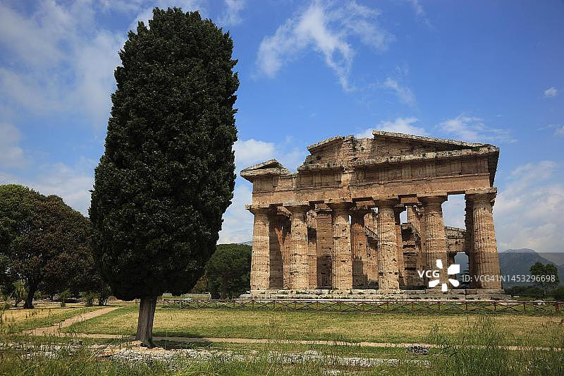 意大利坎帕尼亚帕埃斯图姆的波塞冬神庙和赫拉第二神庙图片素材
