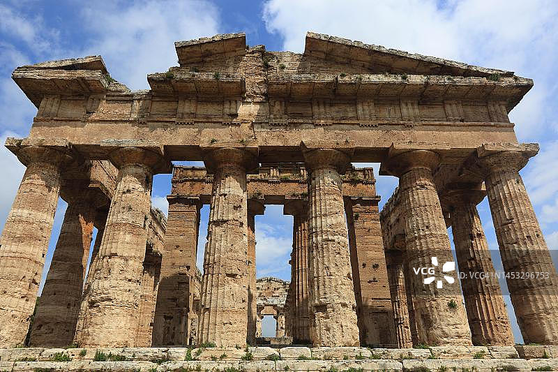 意大利坎帕尼亚帕埃斯图姆的波塞冬神庙和赫拉第二神庙图片素材