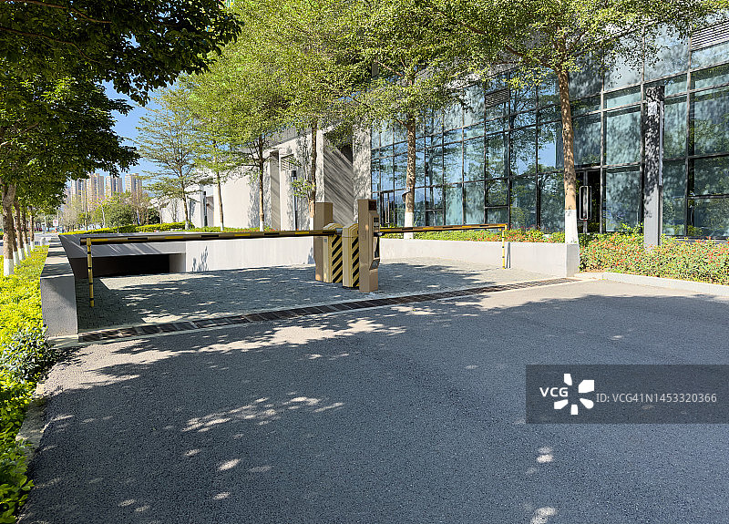 地下停车场入口图片素材