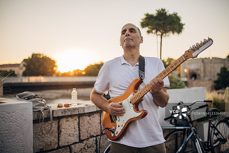 街头表演者图片素材