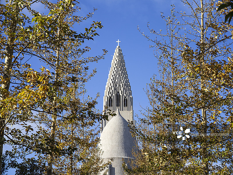 秋色和哈尔格林姆斯教堂顶塔图片素材