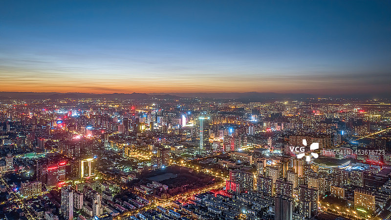 中国河北省石家庄市长安区夜景航拍图片素材
