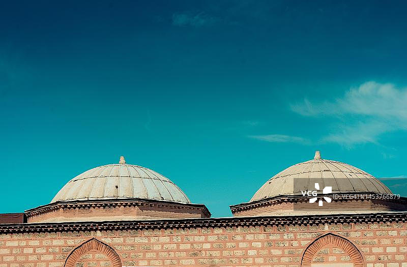 土耳其伊斯坦布尔奥斯曼建筑的穹顶外观图片素材