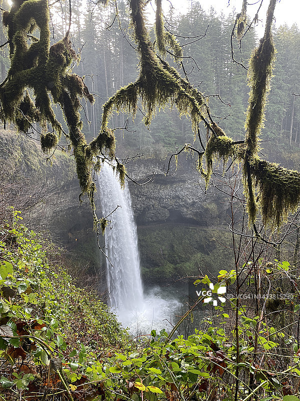 银瀑布图片素材