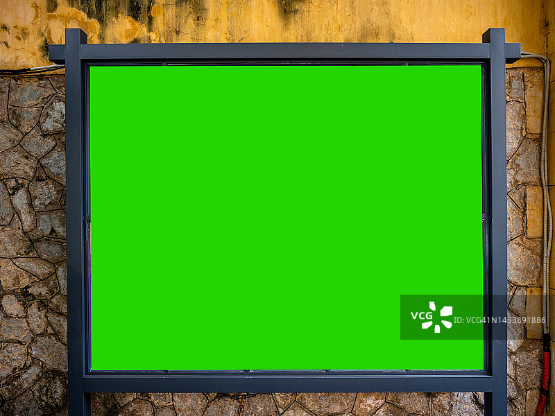 黑色漆器古典画框带绿幕背景图片素材