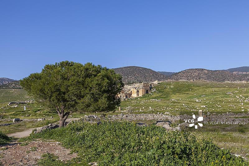 土耳其代尼兹利棉花堡附近希拉波利斯遗址图片素材