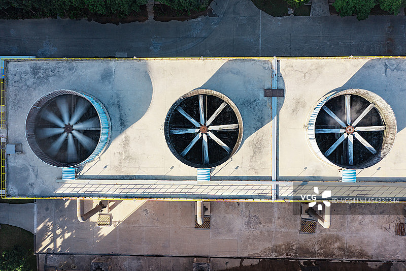 工厂屋顶排风扇图片素材