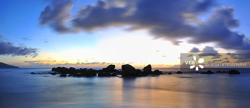 塞舌尔马埃岛博瓦隆海湾图片素材