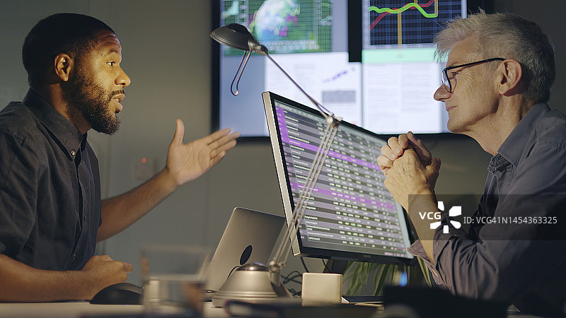 办公室聊天数据图片素材