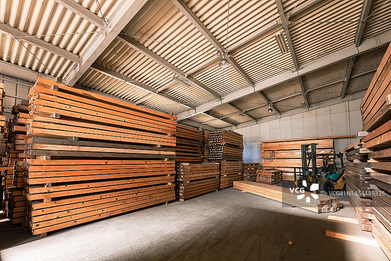 无人看管的木材锯木厂图像图片素材