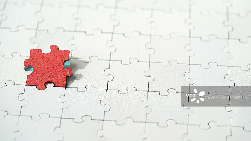 红色拼图——选择的概念图片素材