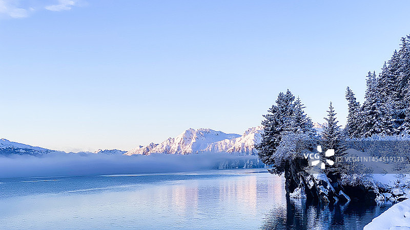威廉王子峡湾-阿拉斯加瓦尔迪兹之美图片素材