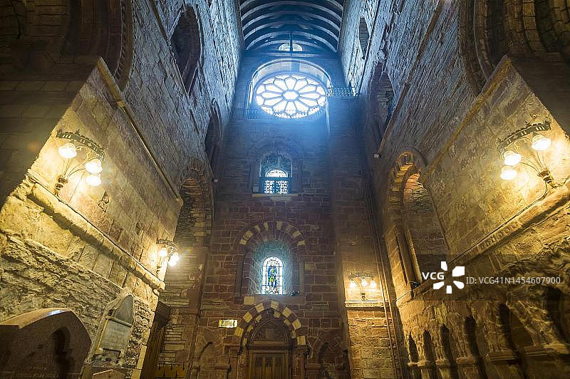 英国奥克尼群岛柯克沃尔圣马格努斯大教堂内部图片素材