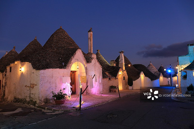 夜晚的特鲁利图片素材